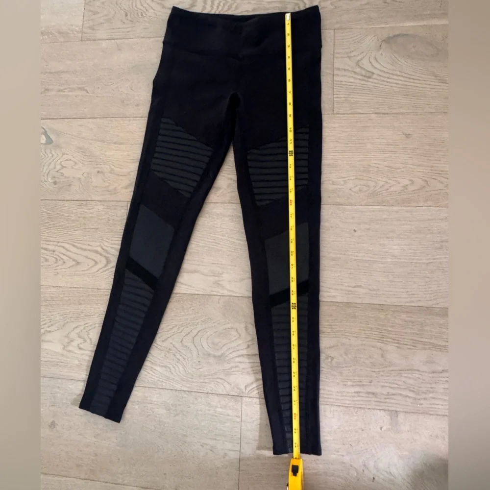 alo 7/8 High-Waist Moto Legging size small